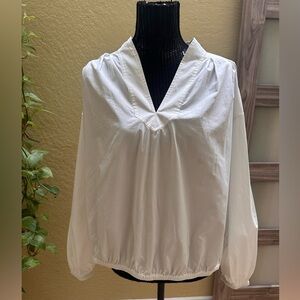 Banana Republic NWT White Blouse Size L 🤍